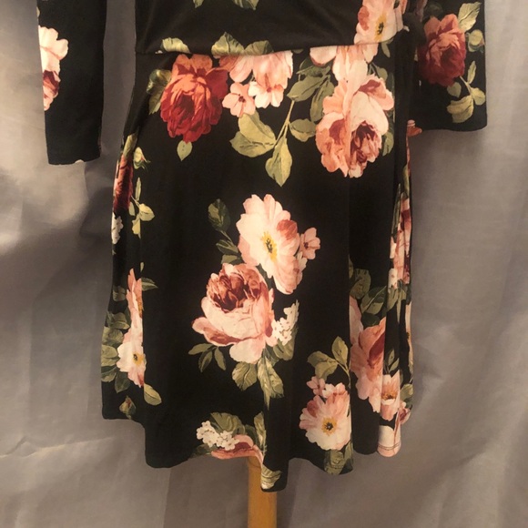 IZ Byer faux wrap rose dress . Size XL. Euc - Picture 4 of 10